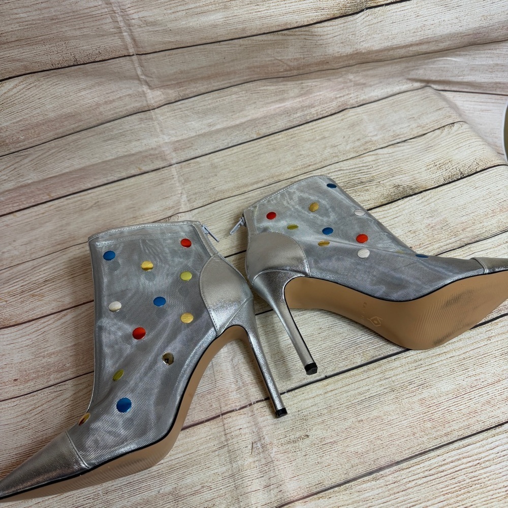 Katy Perry "The Jeffree" Mesh Cap-Toe Ankle Boots. Silver. 9.5 - Picture 3 of 8